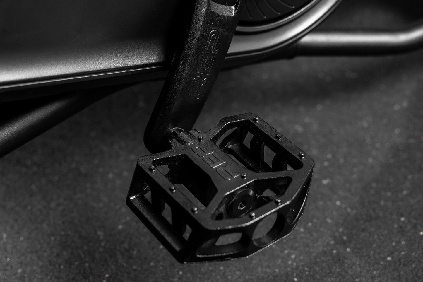 Strive™ Air Bike featuring VPR™